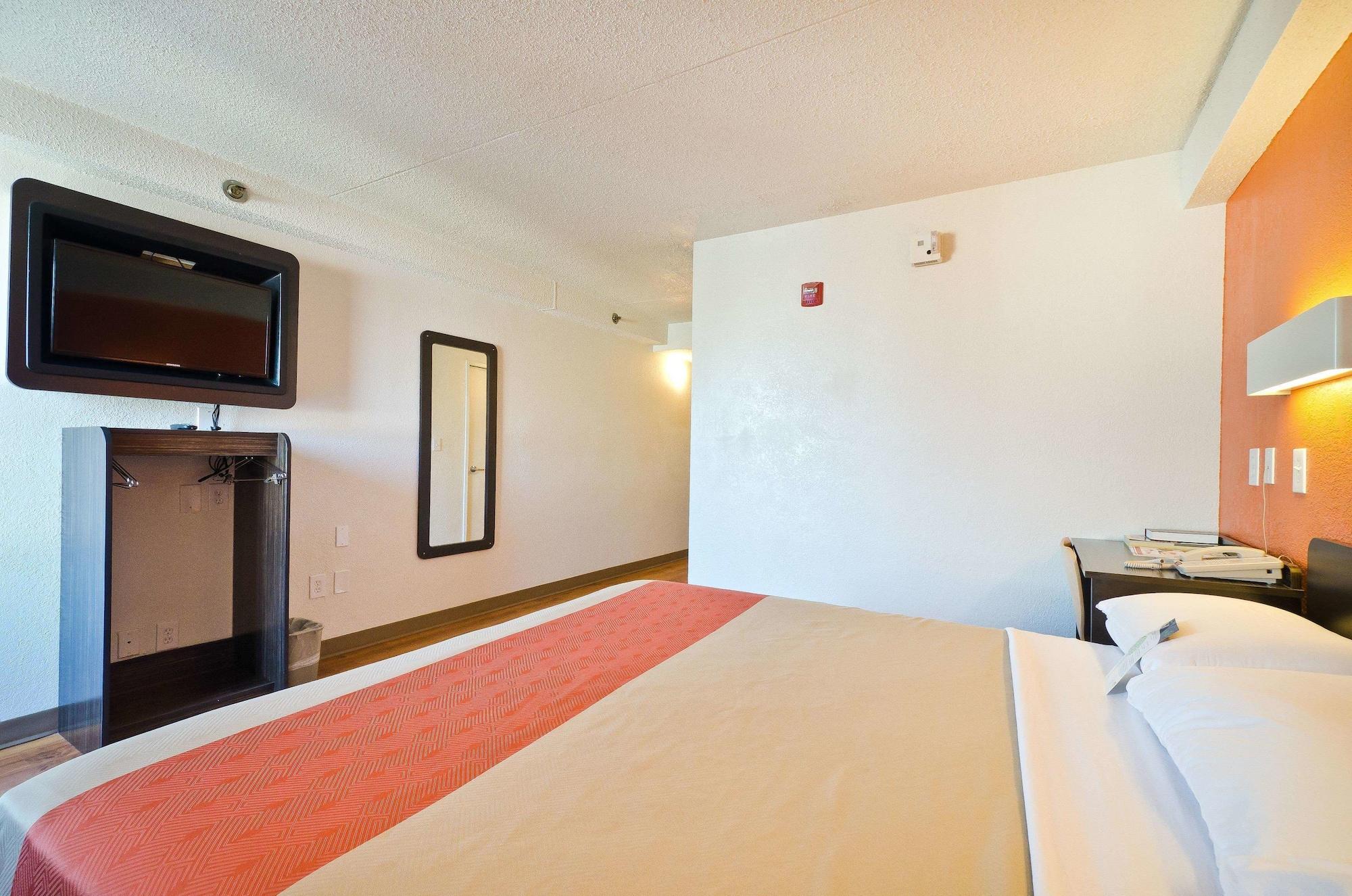 Motel 6-Springfield, Dc - Washington Southwest Zewnętrze zdjęcie